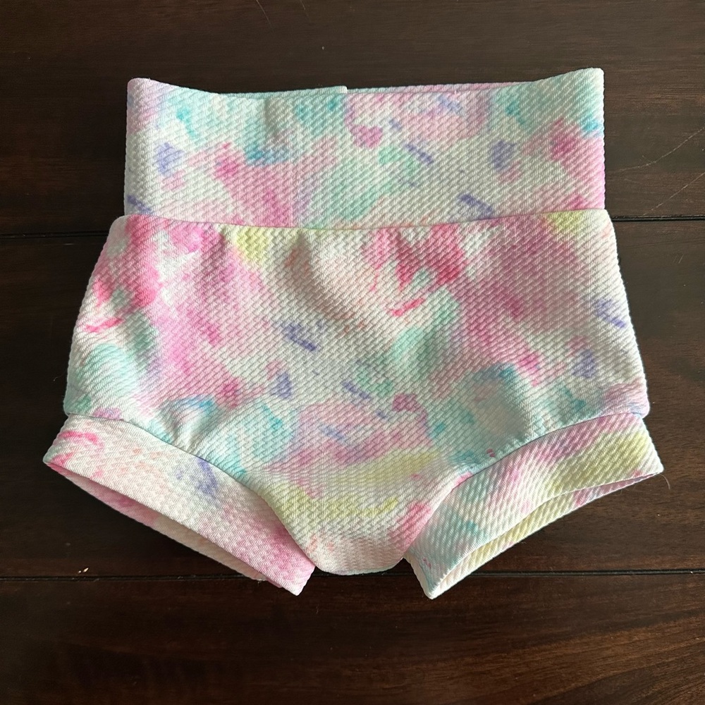 Baby girl tie dye bummies size 12-18 months